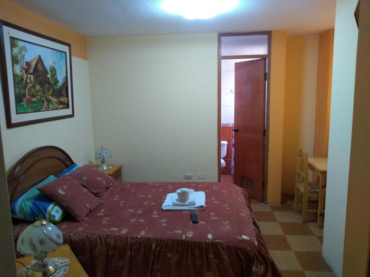 Hostal Vista Al Lago Titicaca Puno Esterno foto